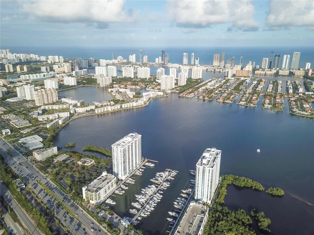 17111 Biscayne Blvd #909 North Miami Beach, FL 33160