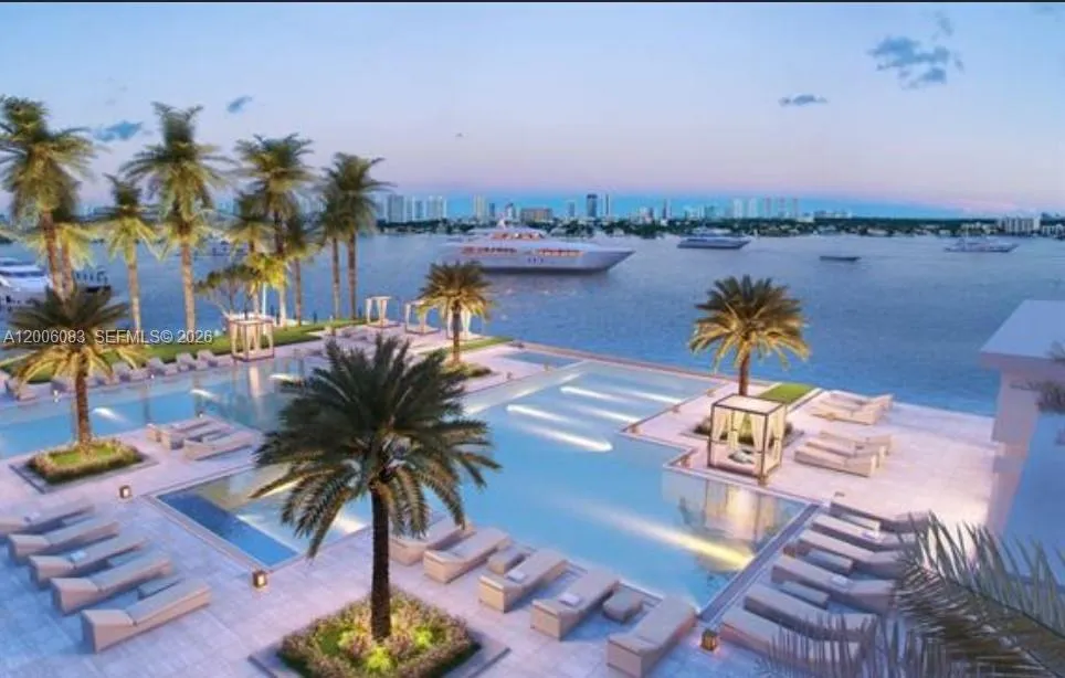 17111 Biscayne Blvd #909 North Miami Beach, FL 33160