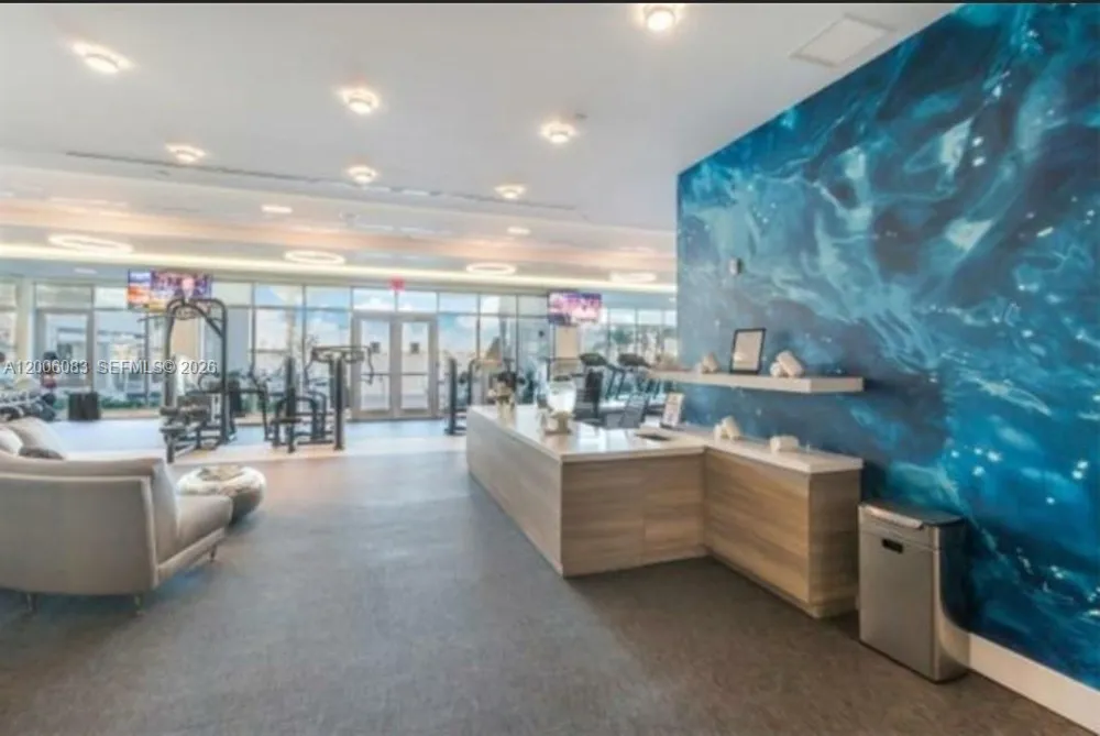 17111 Biscayne Blvd #909 North Miami Beach, FL 33160