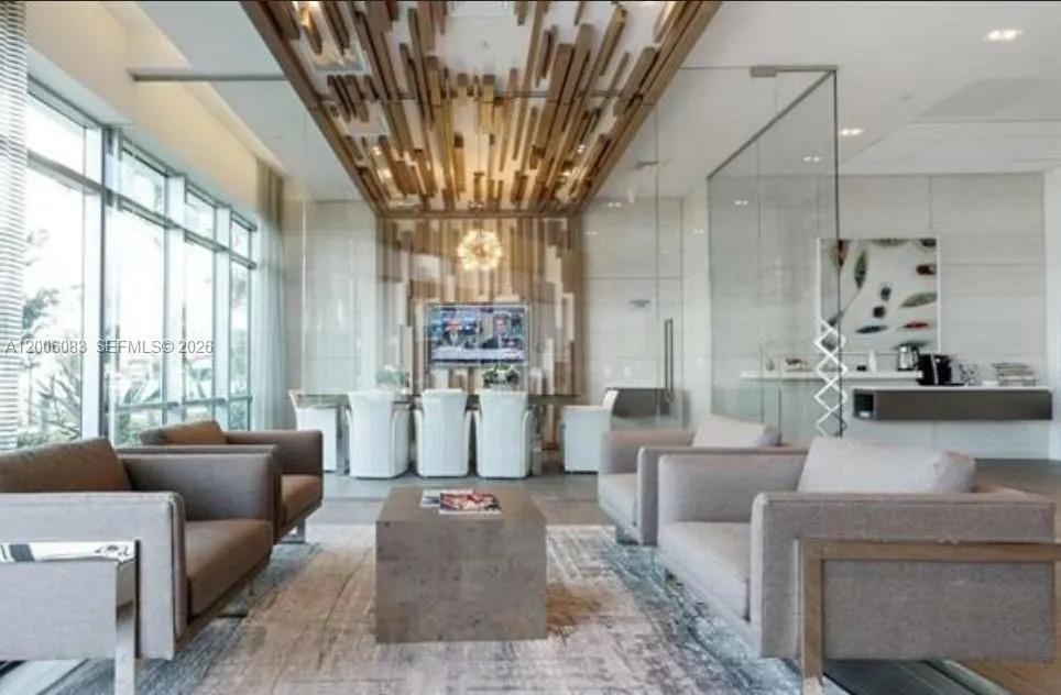 17111 Biscayne Blvd #909 North Miami Beach, FL 33160