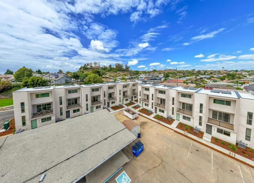 2244 Calle Chanate Paradise Hills, CA 92139