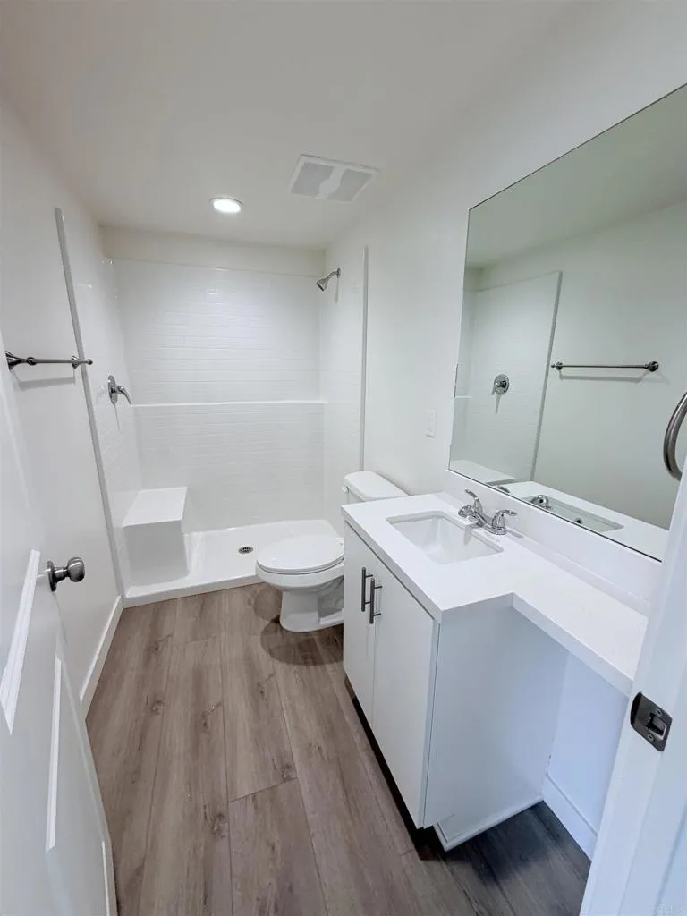 2244 Calle Chanate Paradise Hills, CA 92139