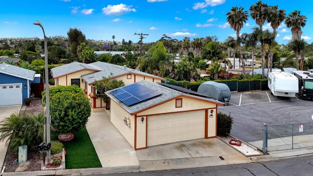 1164 Via Santa Paulo Vista, CA 92081