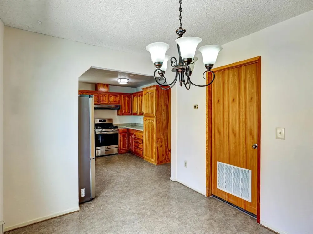 1164 Via Santa Paulo Vista, CA 92081