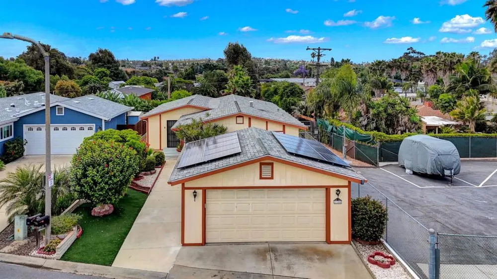 1164 Via Santa Paulo Vista, CA 92081