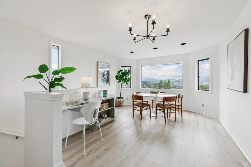 99 Glenside Way San Rafael, CA 94903