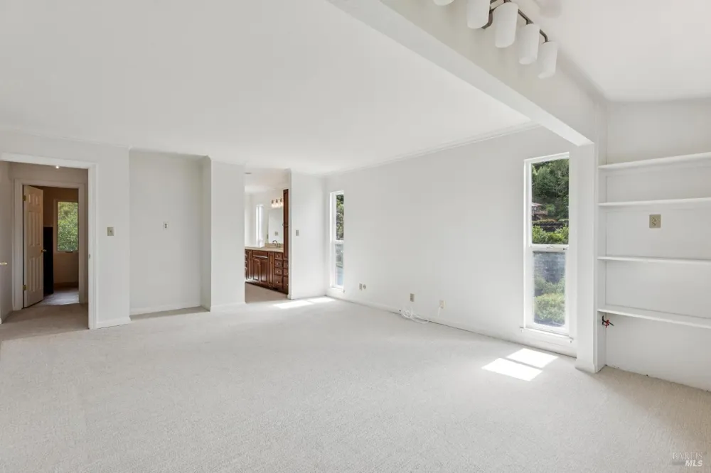 99 Glenside Way San Rafael, CA 94903