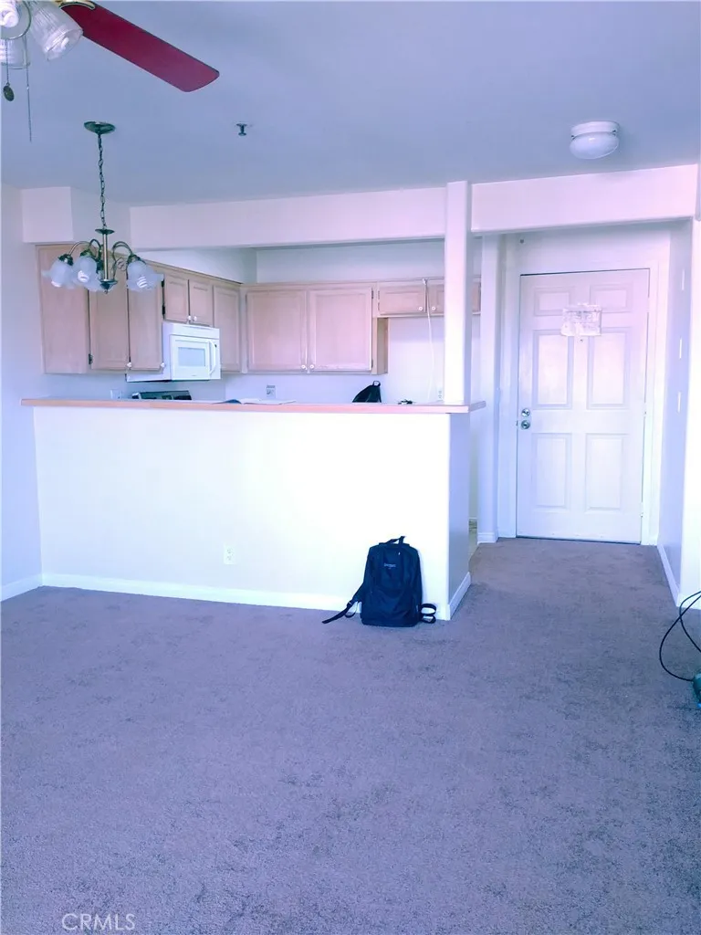 11410 Brookshire #316 Downey, CA 90241