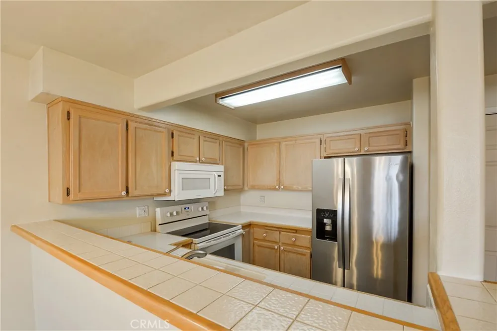 11410 Brookshire #316 Downey, CA 90241
