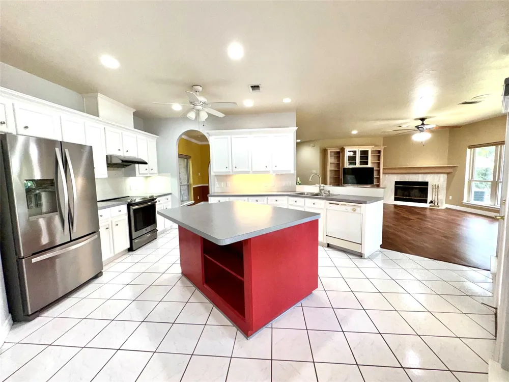 41 Bluebird Lane Trinity, TX 75862