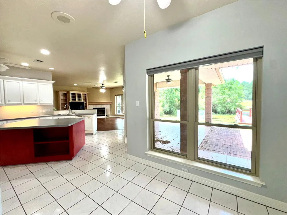 41 Bluebird Lane Trinity, TX 75862
