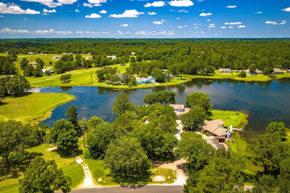 41 Bluebird Lane Trinity, TX 75862
