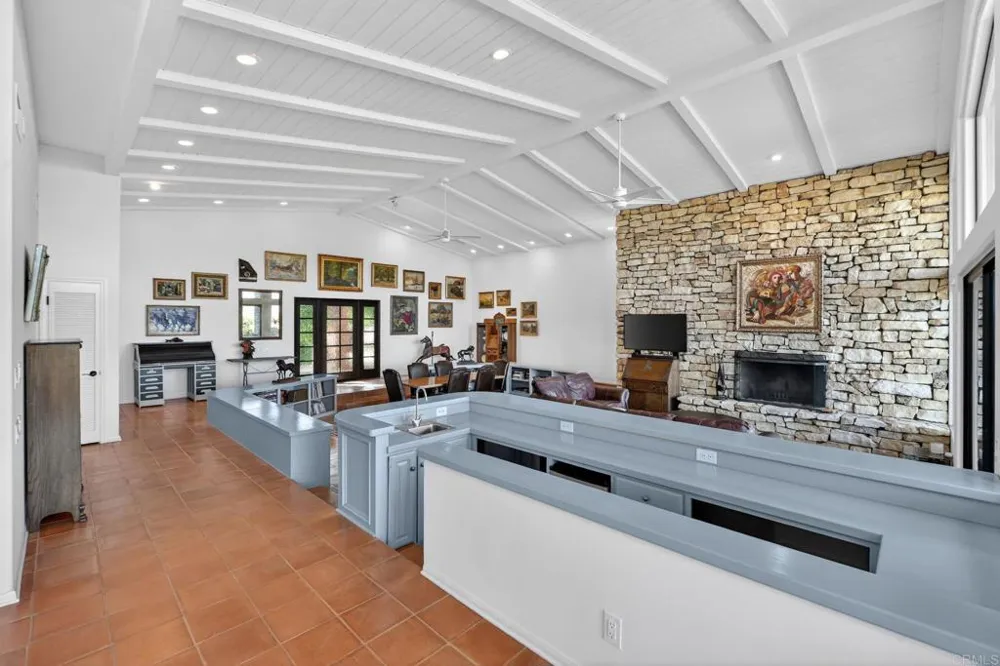 4236 Valle Del Sol Bonsall, CA 92003
