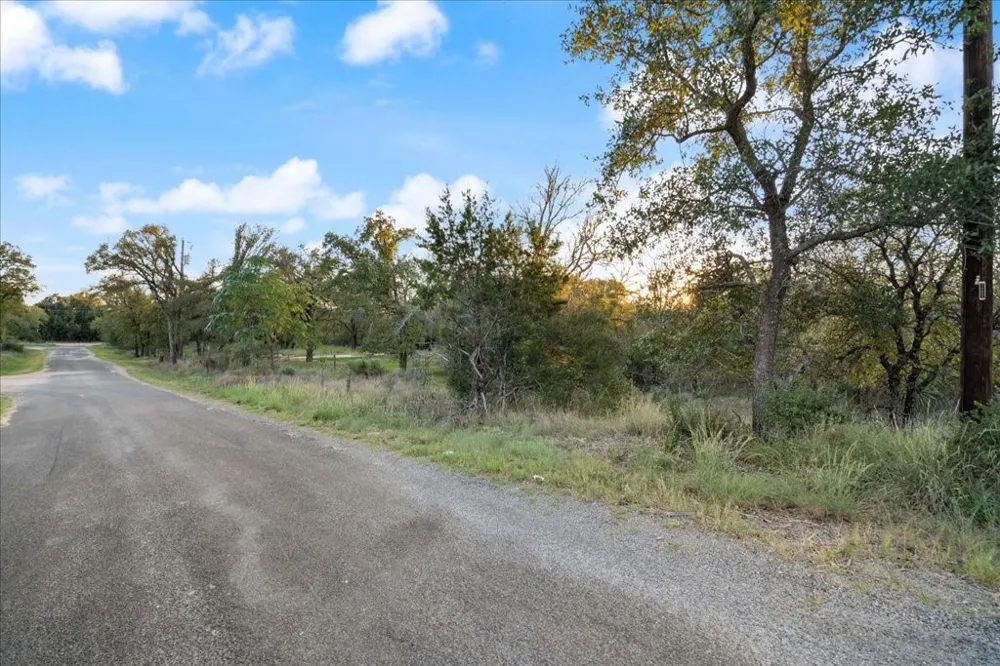 Valley East Lane Granite Shoals, TX 78654