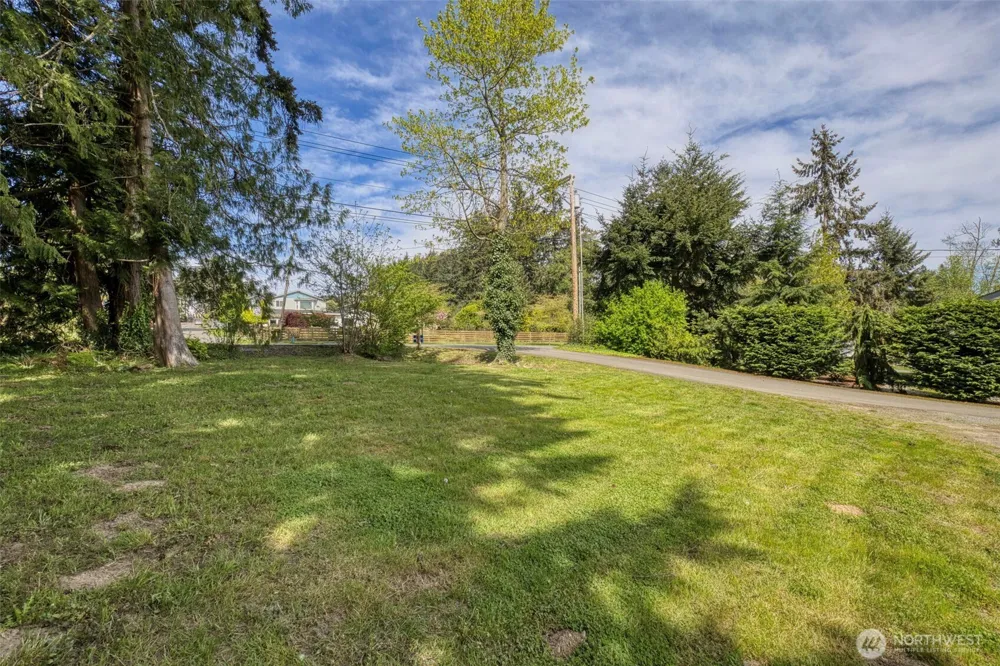 25933 Coveview Lane NE Kingston, WA 98346