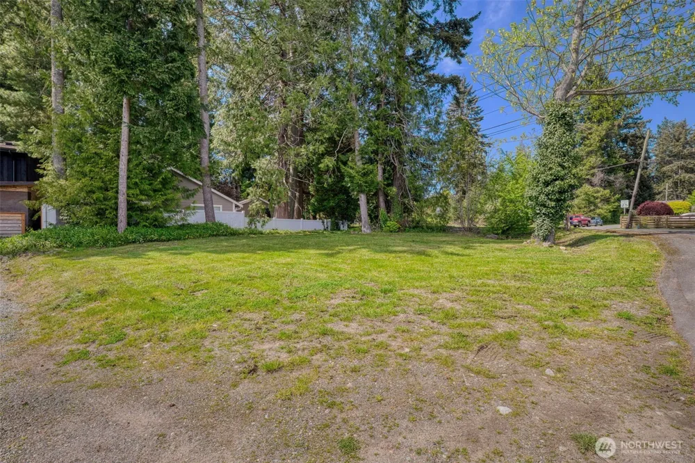 25933 Coveview Lane NE Kingston, WA 98346