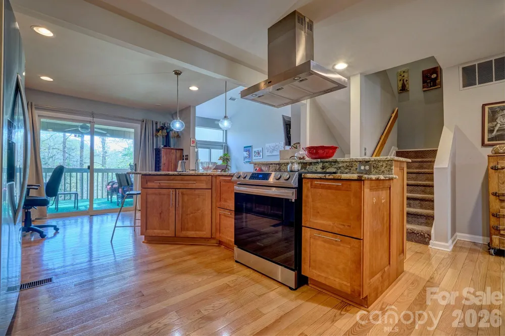134 Pine Grove Circle Lake Wylie, SC 29710