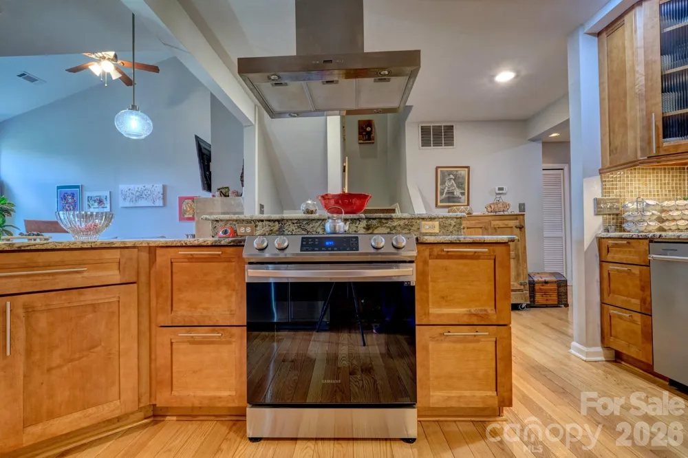 134 Pine Grove Circle Lake Wylie, SC 29710