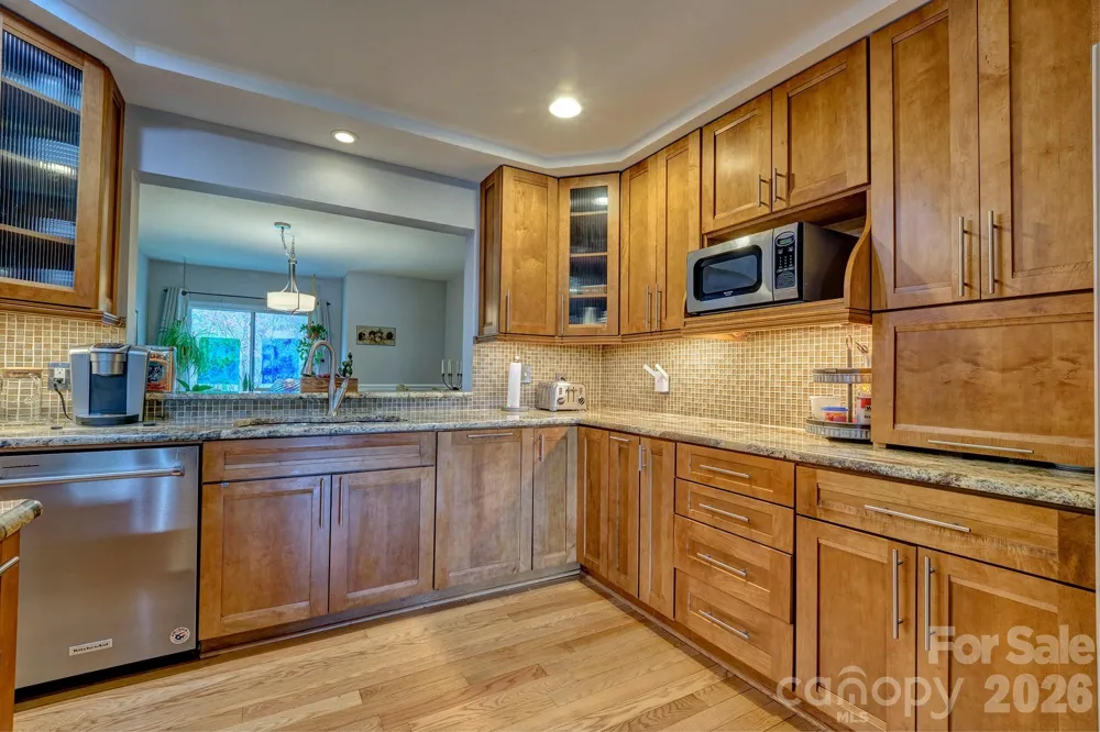 134 Pine Grove Circle Lake Wylie, SC 29710
