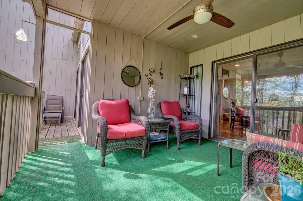 134 Pine Grove Circle Lake Wylie, SC 29710