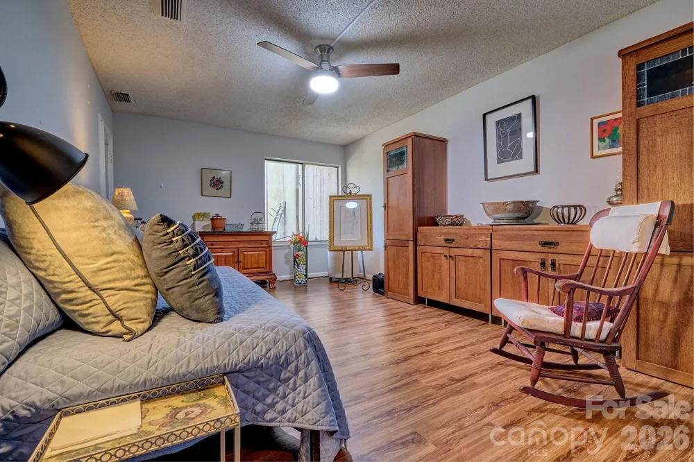 134 Pine Grove Circle Lake Wylie, SC 29710