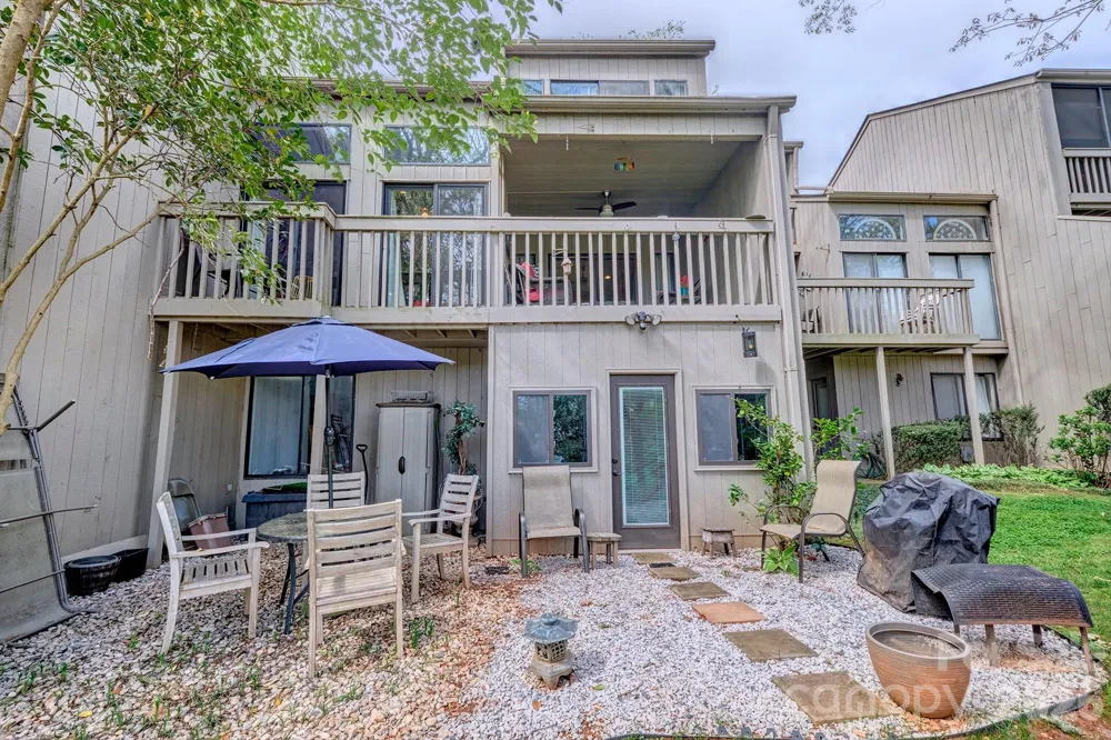 134 Pine Grove Circle Lake Wylie, SC 29710