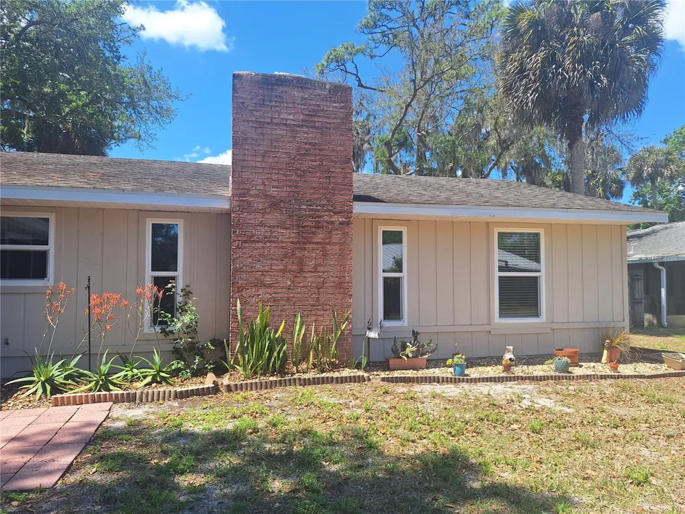 2707 PINE TREE DRIVE Edgewater, FL 32141