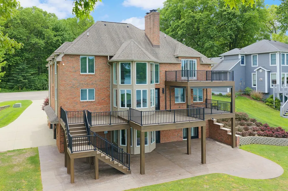 10436 Kings Point Drive Three Rivers, MI 49093