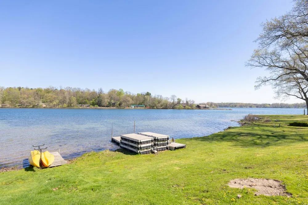10436 Kings Point Drive Fabius Township, MI 49093
