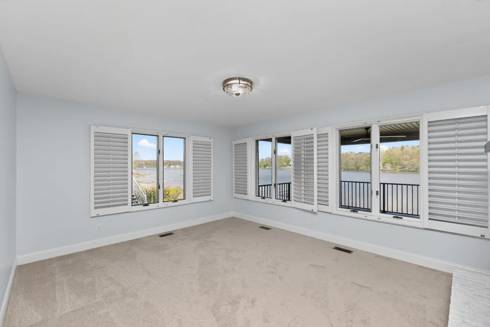 10436 Kings Point Drive Fabius Township, MI 49093