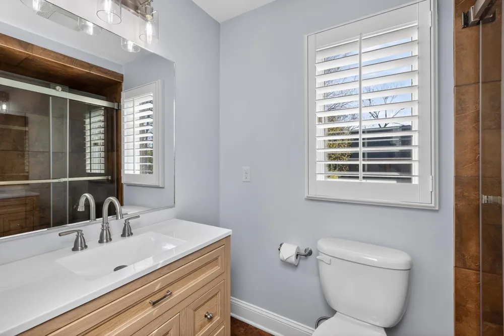 10436 Kings Point Drive Fabius Township, MI 49093