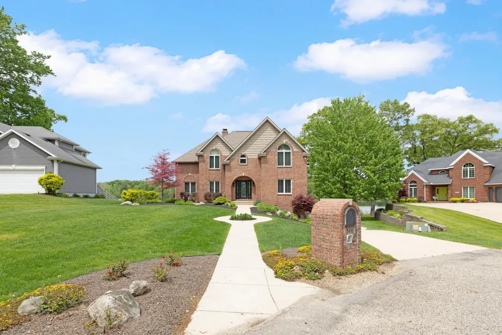 10436 Kings Point Drive Fabius Township, MI 49093