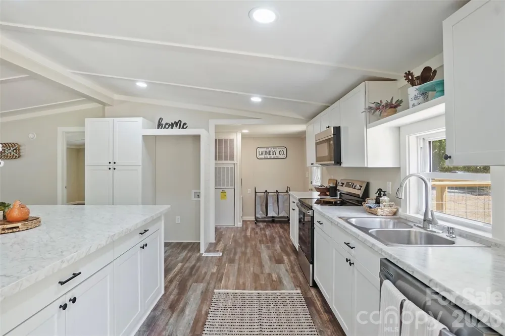 1305 Craig Drive Iron Station, NC 28080