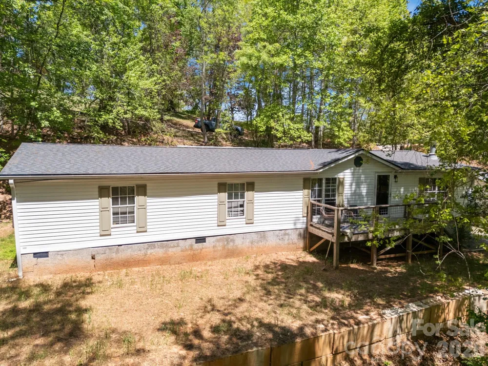 25 Weaver Lane Black Mountain, NC 28711