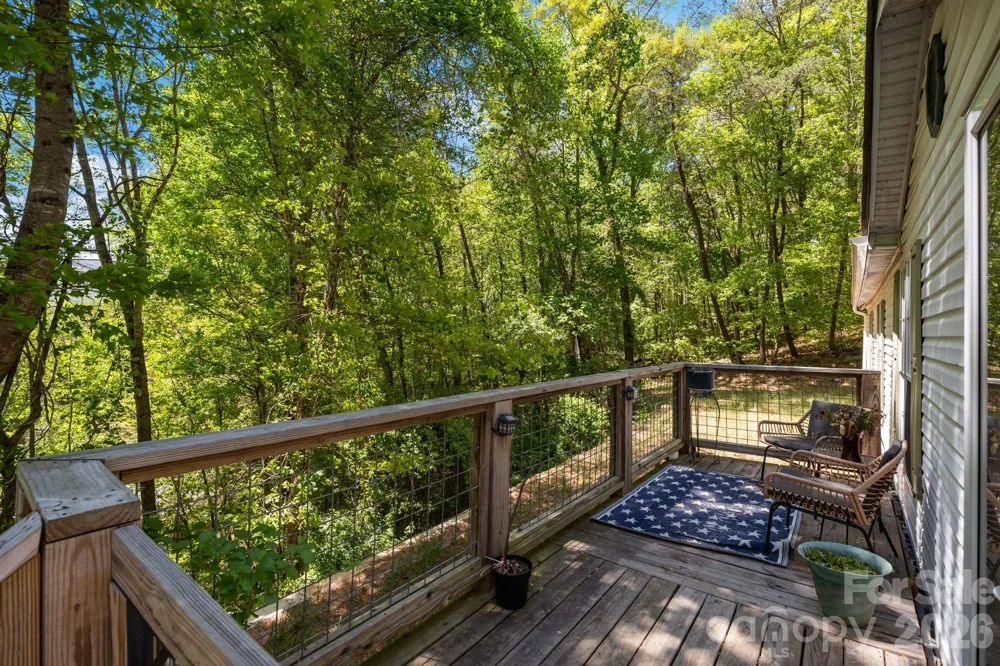 25 Weaver Lane Black Mountain, NC 28711