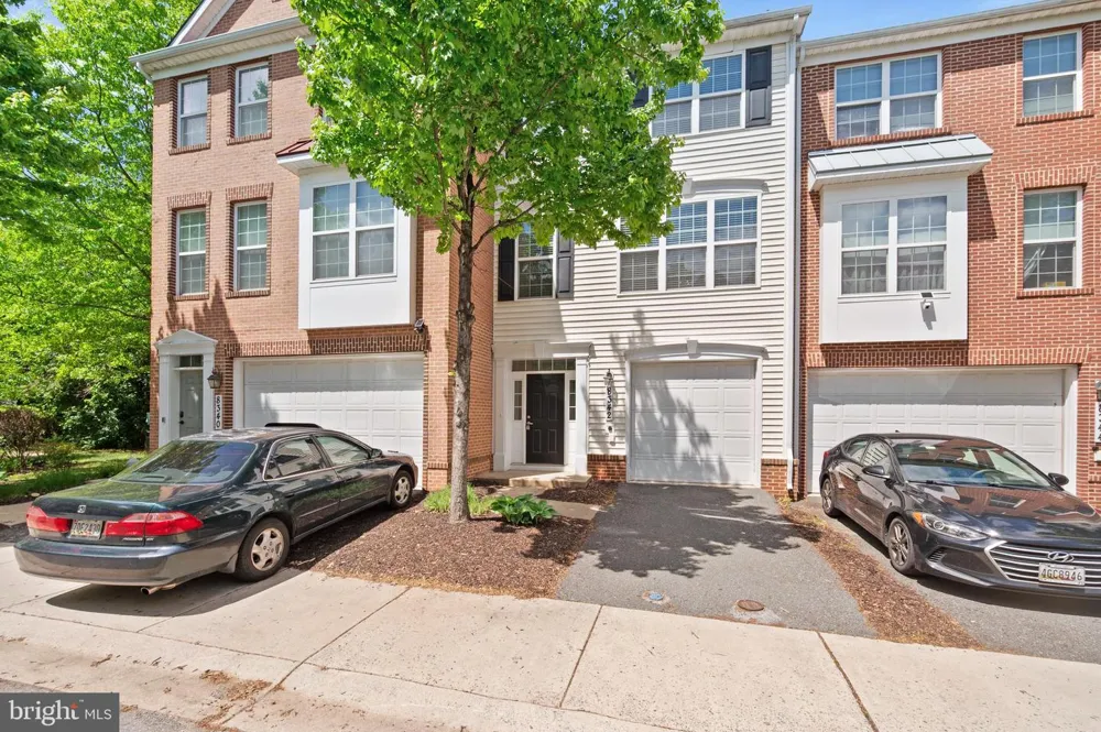 8342 BRODERICK CIRCLE Gaithersburg, MD 20877