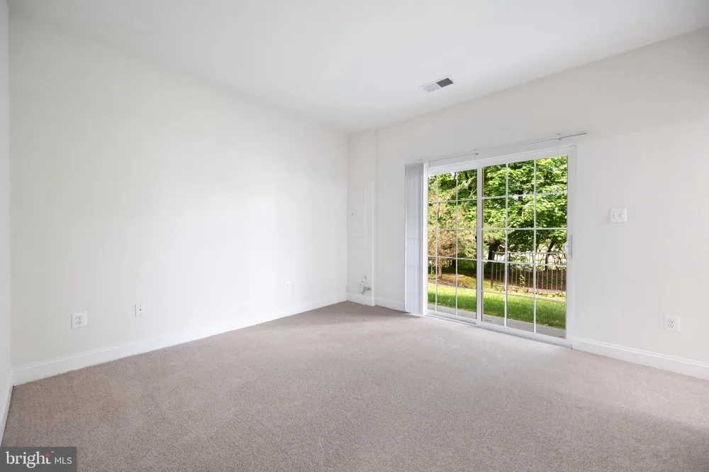 8342 BRODERICK CIRCLE Gaithersburg, MD 20877