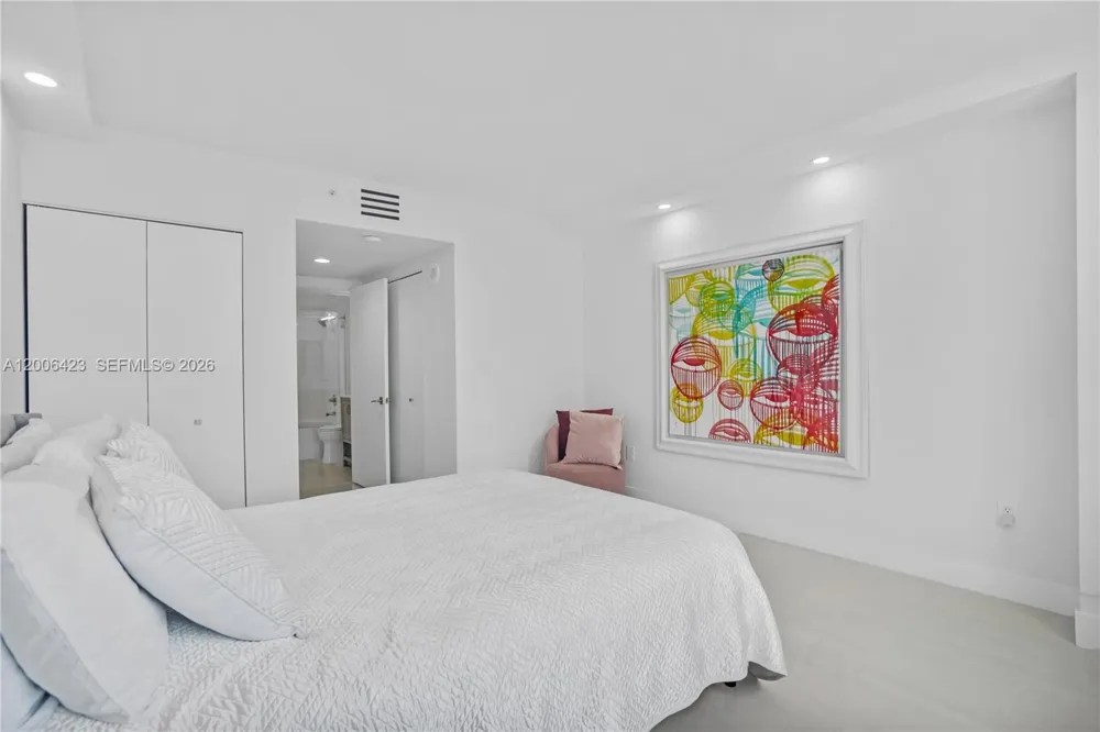 1155 Brickell Bay Dr #2003 Miami, FL 33131