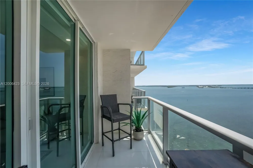 1155 Brickell Bay Dr #2003 Miami, FL 33131