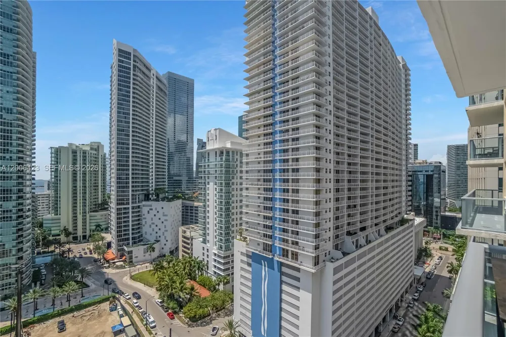 1155 Brickell Bay Dr #2003 Miami, FL 33131