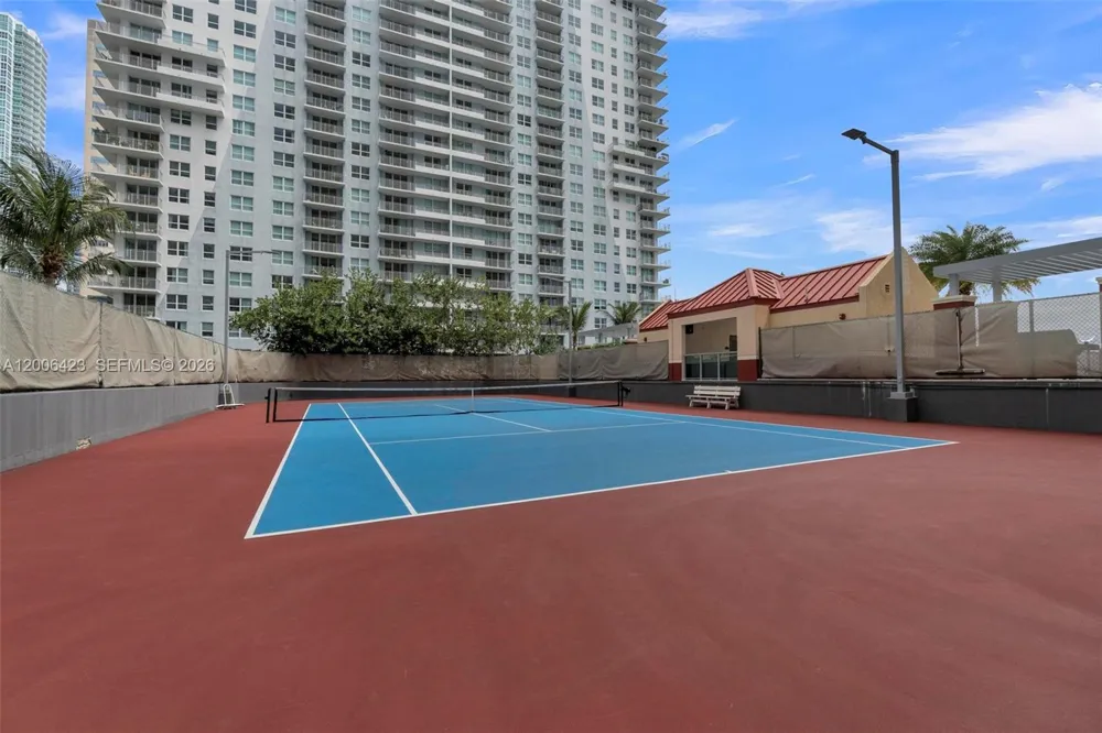 1155 Brickell Bay Dr #2003 Miami, FL 33131