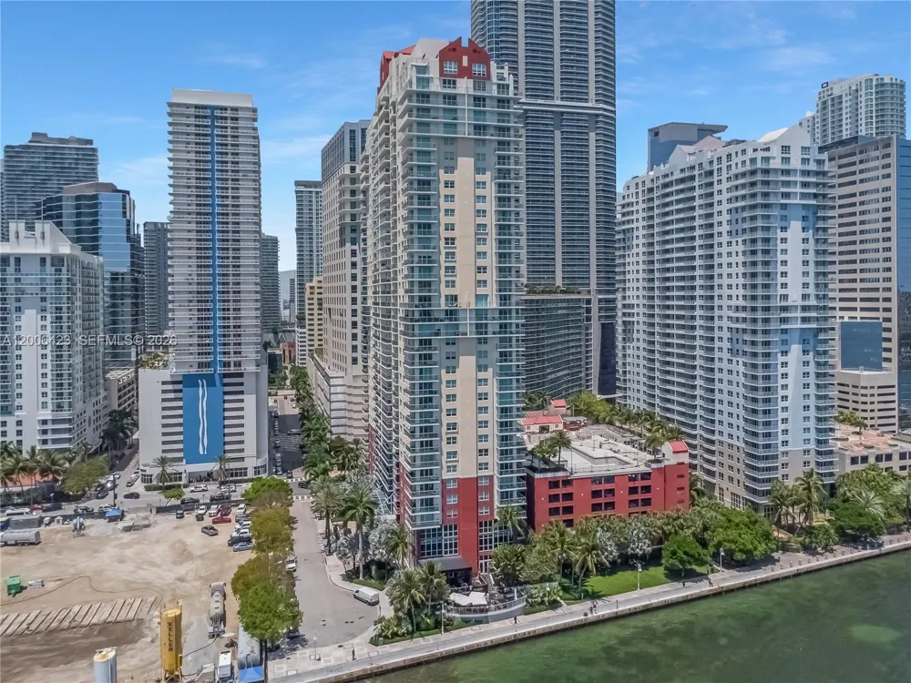 1155 Brickell Bay Dr #2003 Miami, FL 33131
