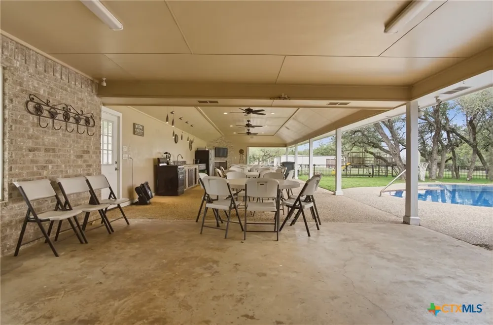 642 Phantom Rider Trail Spring Branch, TX 78070