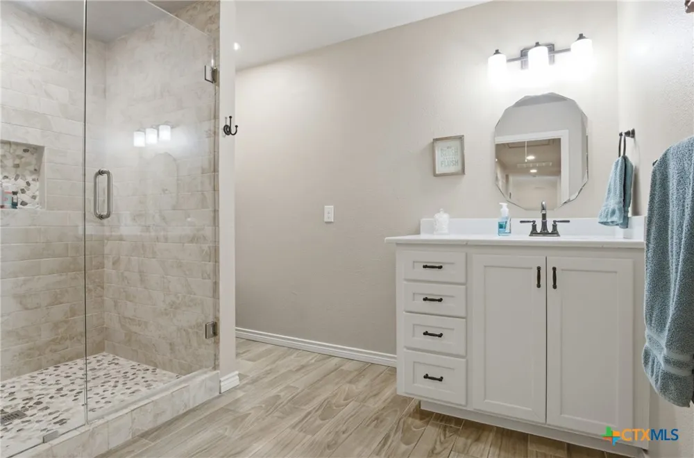 642 Phantom Rider Trail Spring Branch, TX 78070