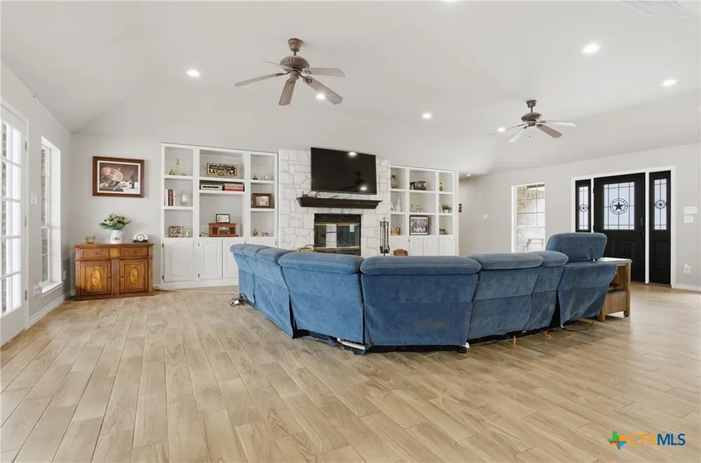 642 Phantom Rider Trail Spring Branch, TX 78070