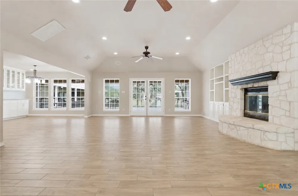 642 Phantom Rider Trail Spring Branch, TX 78070
