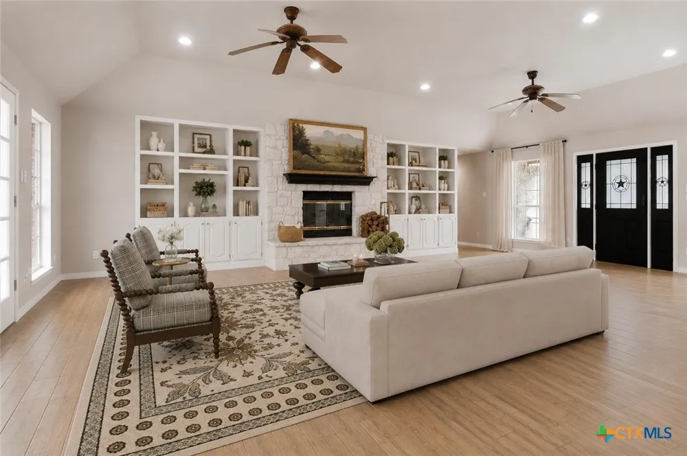 642 Phantom Rider Trail Spring Branch, TX 78070