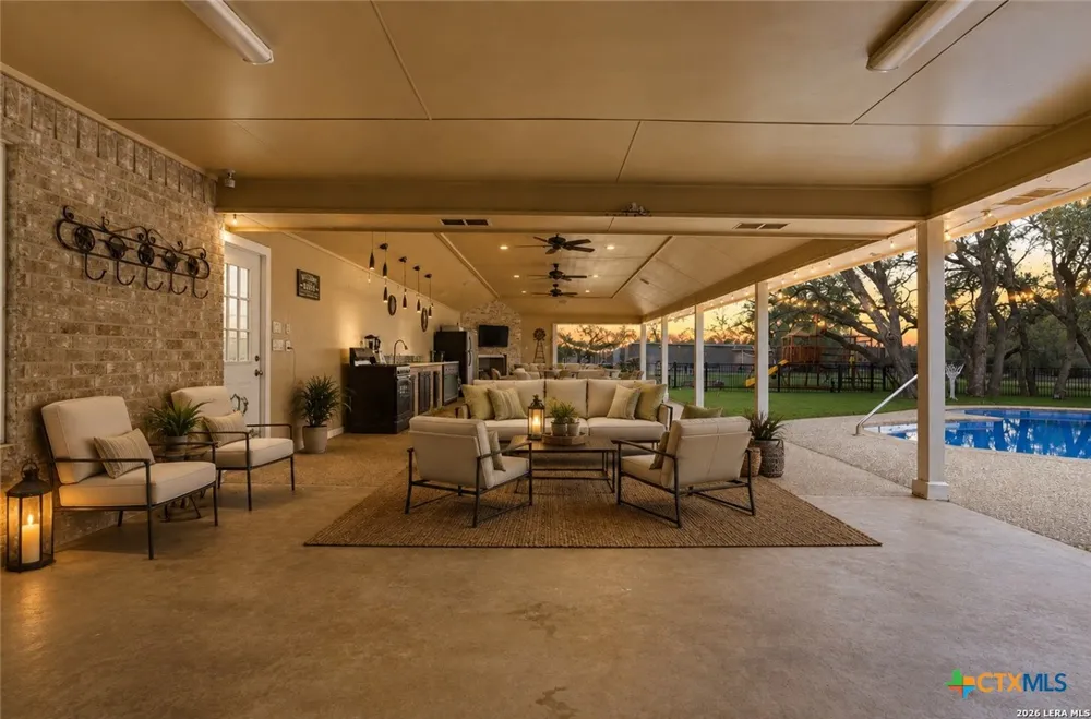 642 Phantom Rider Trail Spring Branch, TX 78070