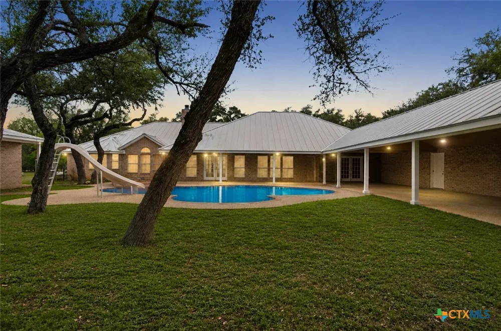642 Phantom Rider Trail Spring Branch, TX 78070
