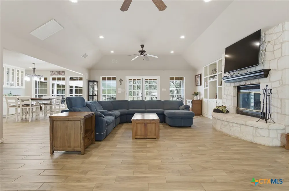 642 Phantom Rider Trail Spring Branch, TX 78070